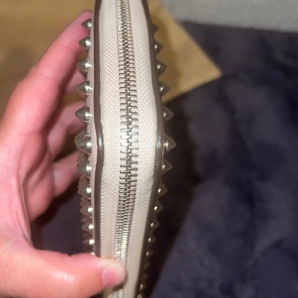 EUC Authentic Christian Louboutin Panettone pale pink zippy wallet and dust bag